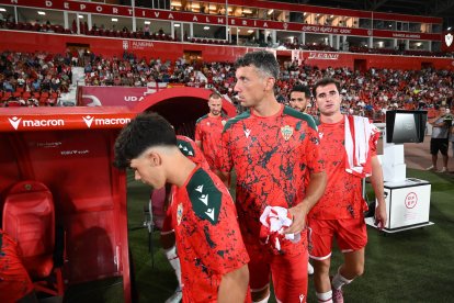 Morcillo no es un futbolista para chupar banquillo en el Almería.