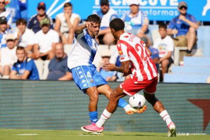 Chirino ha tenido mayor protagonismo en la banda derecha del Almería.