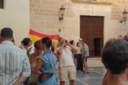 Vecinos de Níjar se concentran en apoyo a Ceuta.