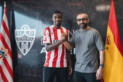 Kassoum Kone fue presentado por el jefe Mohamed El Assy.