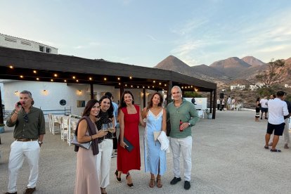 Un momento de la celebración del 40 cumpleaños de Alberto García Maturana en Cala Higuera