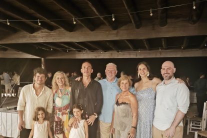 Un momento de la celebración del 40 cumpleaños de Alberto García Maturana en Cala Higuera