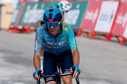 Cristian Rodríguez a su llegada al alto de La Pandera en Jaén.