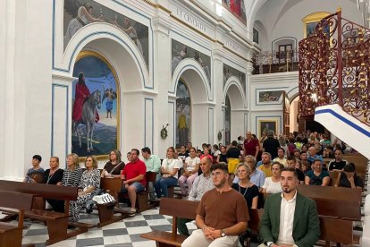 Cientos de personas participan en la Romería del Saliente 2026.