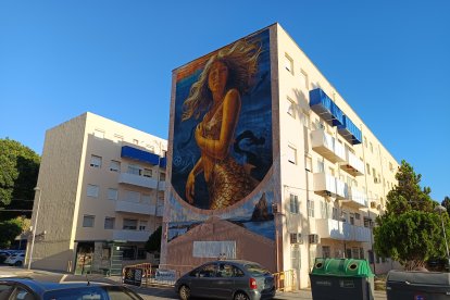 Así luce el mural en calle Darrical.