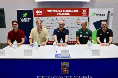 Marcelo Méndez inaugura en el nivel de la excelencia el 40º Aniversario de Unicaja Costa de Almería.
