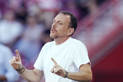 Alberto González ha tardado cuatro jornadas en apostar por Carlos Marín.