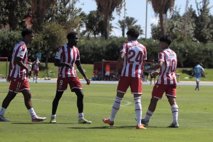 El Almería B ha empezado la temporada con 6 puntos de 6 y muchos fichajes.