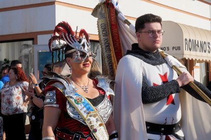 Desfile de Moros y Cristianos en La Urbanización de Roquetas de Mar.