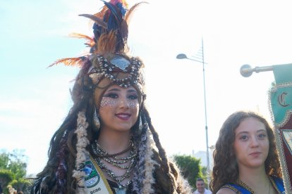 Desfile de Moros y Cristianos en La Urbanización de Roquetas de Mar.