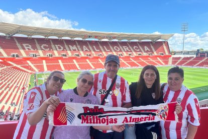 José Luis, Mónica, Marina, Sole y Noelia.