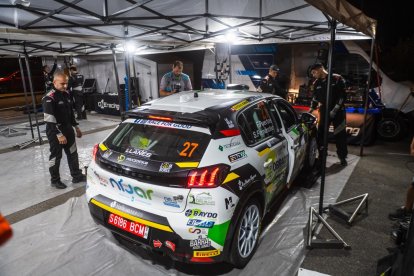 Durante una asistencia en Rally de Llanes