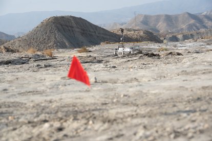 Pruebas en Tabernas de Charlie, el prototipo del rover marciano que se enviará a Marte en 2028.