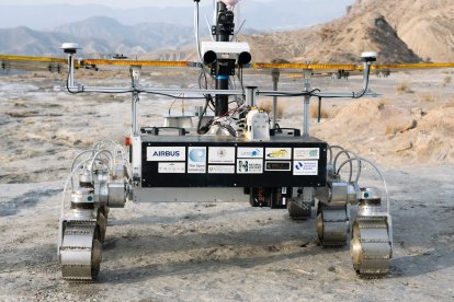 Pruebas en Tabernas de Charlie, el prototipo del rover marciano que se enviará a Marte en 2028.
