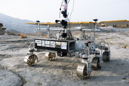 Pruebas en Tabernas de Charlie, el prototipo del rover marciano que se enviará a Marte en 2028.
