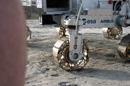Pruebas en Tabernas de Charlie, el prototipo del rover marciano que se enviará a Marte en 2028.