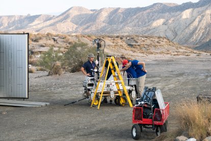 Pruebas en Tabernas de Charlie, el prototipo del rover marciano que se enviará a Marte en 2028.