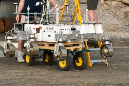 Pruebas en Tabernas de Charlie, el prototipo del rover marciano que se enviará a Marte en 2028.
