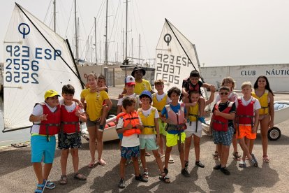 El Club Náutico de Almerimar cierra un verano de intensa actividad deportiva, formativa y social.