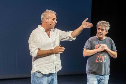 Pepe Céspedes y Paco Calavera llenaron el Auditorio Maestro Padilla.