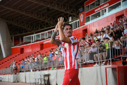 Álex Sola el día de su presentación en el Mediterráneo.