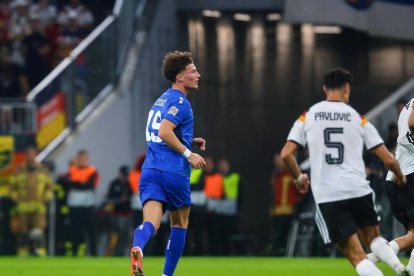 Dzodic vuelve de Serbia convertido en otro futbolista.