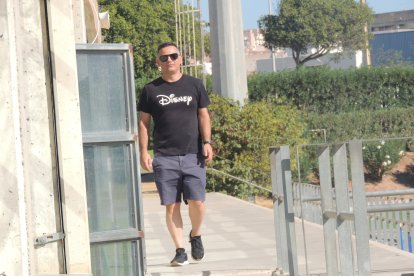 La mano experta de Jôao Gonçalves afronta un problema de calado.