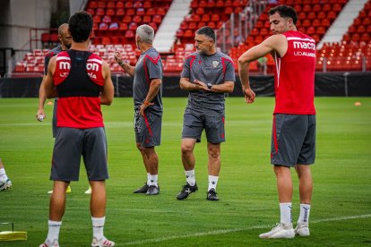 García Pimienta en el Estadio de los Juegos Mediterráneos.