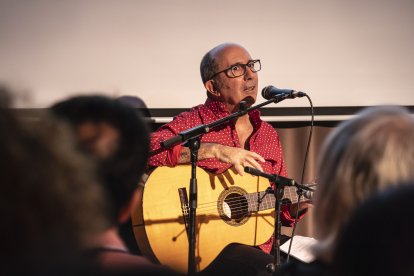 Las mejores imágenes de las II Jornadas de John Lennon en Almería