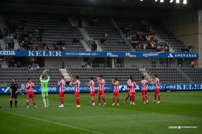 Los jugadores dejaron el partido encarrilado al descanso.