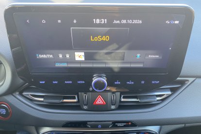 Pantalla compatible con Apple CarPlay y Android Auto