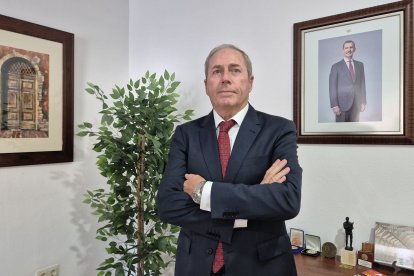 Bernardo Jesús Reinoso actual presidente del colegio