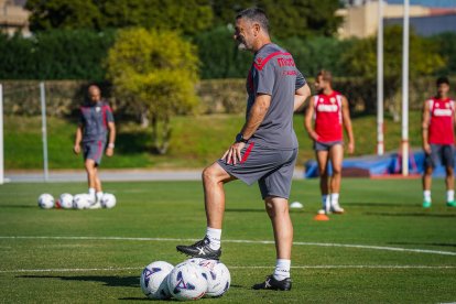 Concentrado para preparar la visita del Real Oviedo.