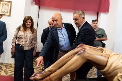 El Cristo de la Luz de Dalías recupera todo su esplendor tras finalizar los trabajos de restauración.