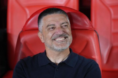 García Pimienta en el Estadio de los Juegos Mediterráneos.