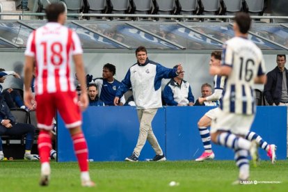 Ion Ansotegi y sus canteranos dieron mucho tormento al líder de Segunda.