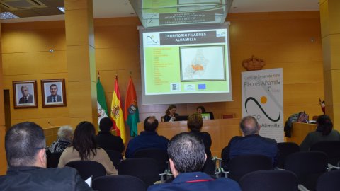 Reunión en Gádor del GDR Filabres Alhamilla con empresarios y emprendedores.