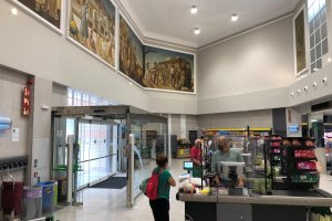 Cajas en el Mercadona de la antigua Estación de Autobuses.
