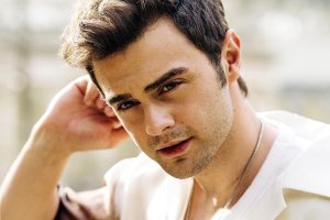 El actor turco Yigit Koçak