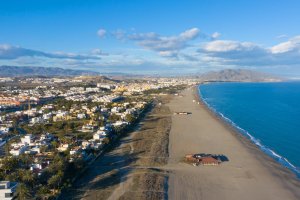 Fotografía de archivo de las playas de Vera.