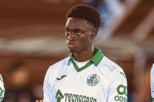 Coba Da Costa Gomes con la elástica del Getafe.