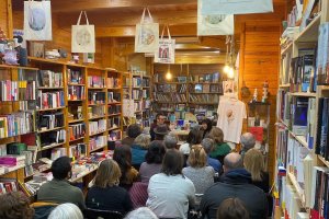 Presentación celebrada en la librería El Faro de Recóndito.