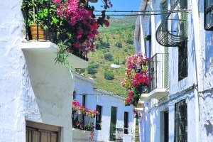 La despoblación acecha a un buen número de municipios almerienses.