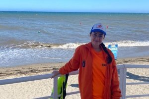 Azahara Domenech, socorrista en Roquetas de Mar.