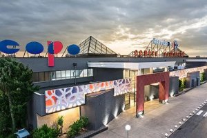 Fachada principal de Centro Comercial COPO en El Ejido.