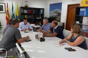 Reunión en Mojácar con el delegado de Salud para hacer frente al virus del Nilo.