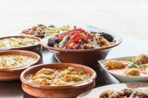 Platos tradicionales del Restaurante El Perejil.