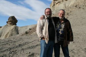 Plácido Martínez junto al cineasta Terry Gilliam en 2014 en el Desierto de Tabernas.