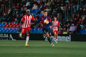 Soko fue el único que se salvó en Elda, marcando su primer gol con la camiseta del Almería esta temporada.