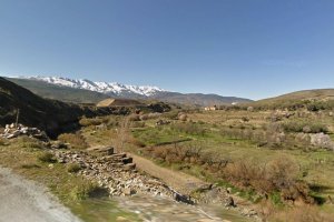 Vistas a Sierra Nevada desde la zona en la que se encuentra el cortijo, en el término municipal de Abla.